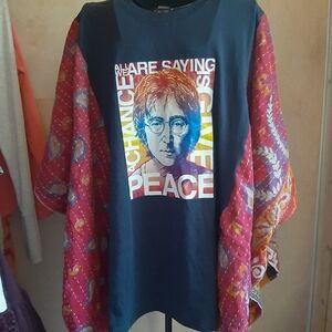 Graphic Print Women's Top